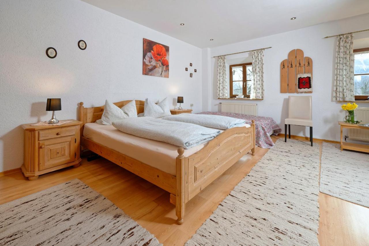 Gaestehaus Koyerbauer Boardinghouse 아샤우임히엠가우 외부 사진