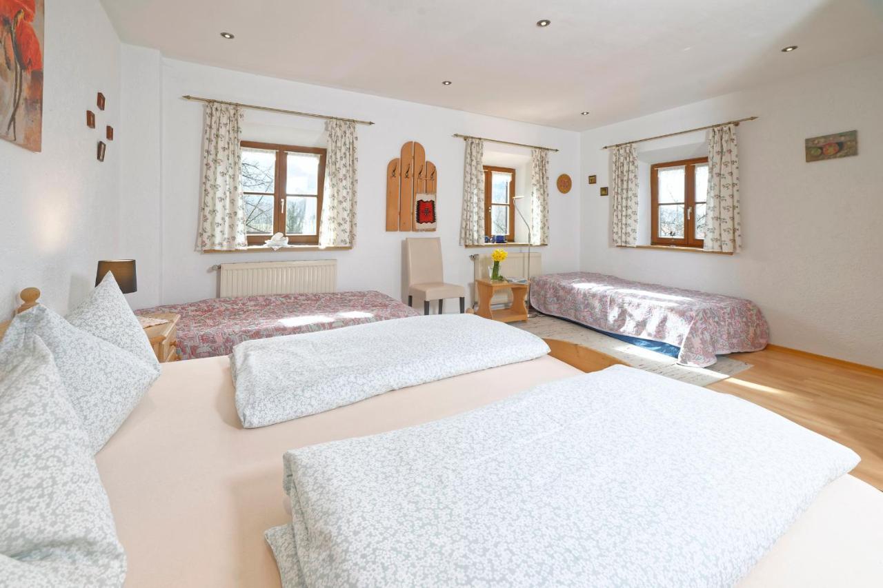 Gaestehaus Koyerbauer Boardinghouse 아샤우임히엠가우 외부 사진