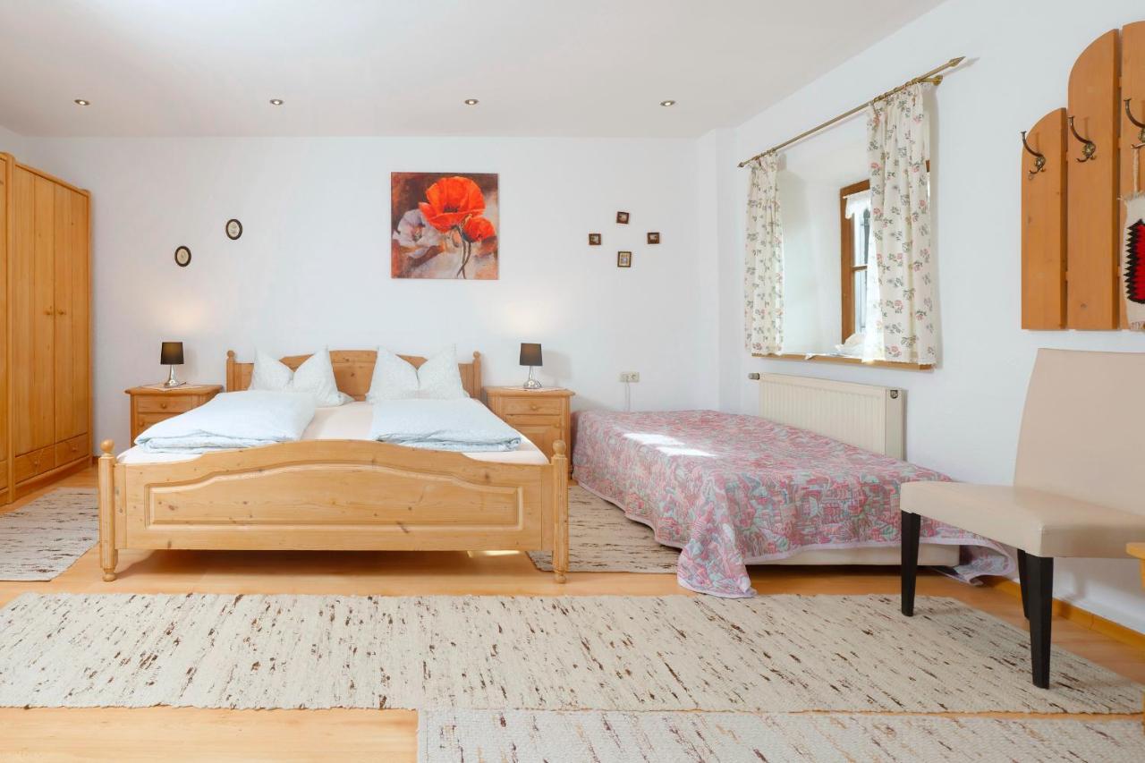 Gaestehaus Koyerbauer Boardinghouse 아샤우임히엠가우 외부 사진