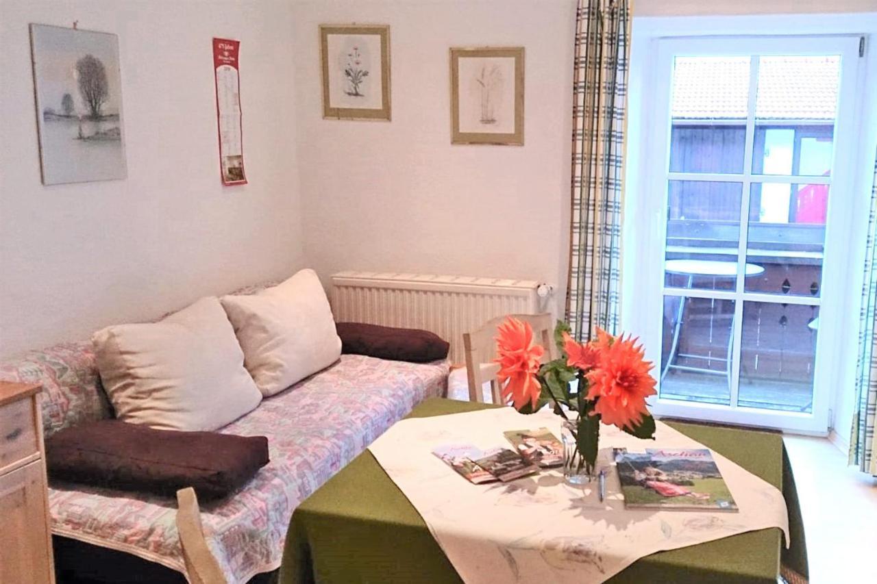 Gaestehaus Koyerbauer Boardinghouse 아샤우임히엠가우 외부 사진