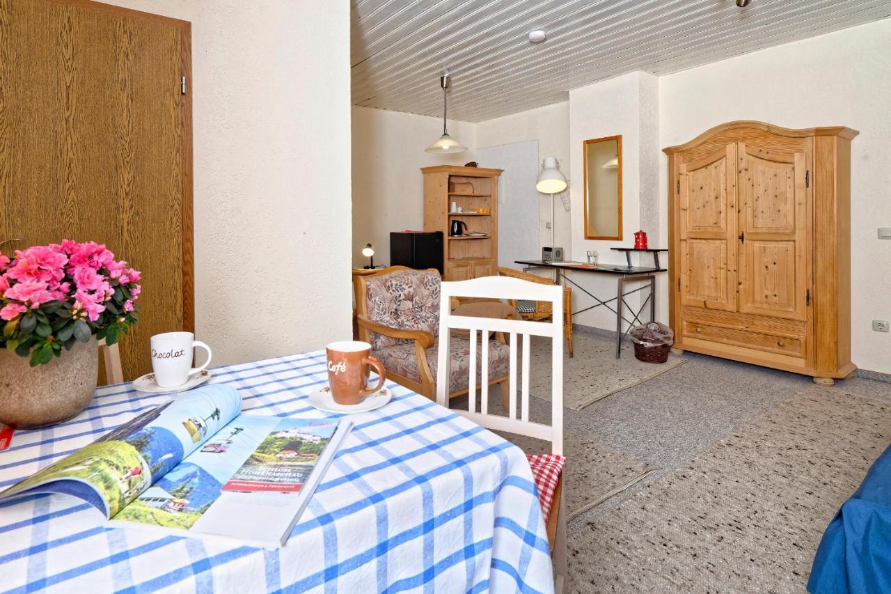 Gaestehaus Koyerbauer Boardinghouse 아샤우임히엠가우 외부 사진