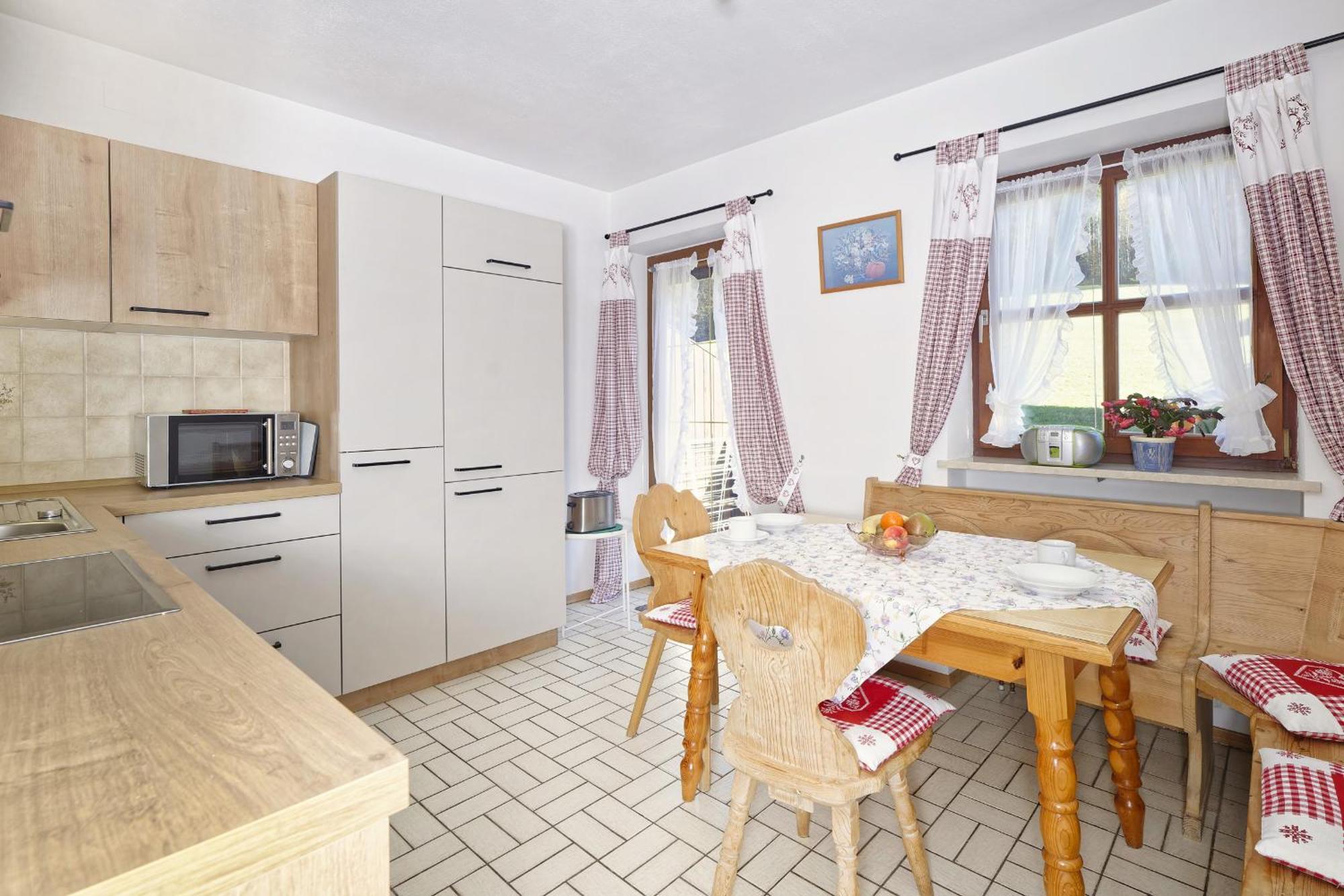 Gaestehaus Koyerbauer Boardinghouse 아샤우임히엠가우 외부 사진