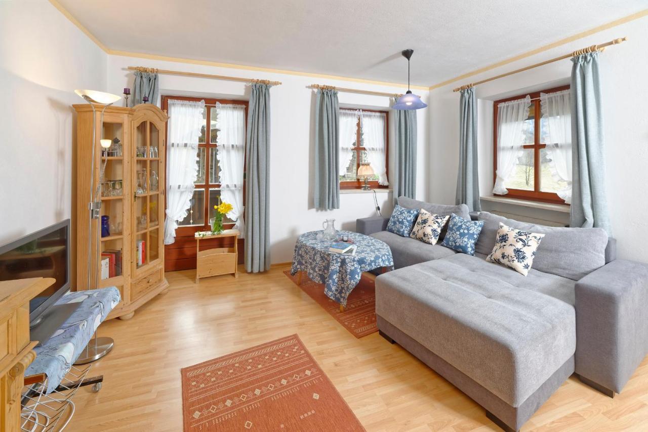 Gaestehaus Koyerbauer Boardinghouse 아샤우임히엠가우 외부 사진