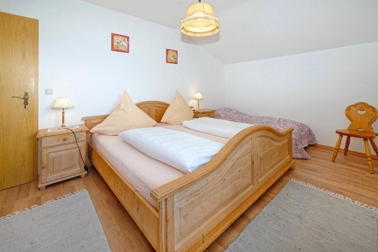 Gaestehaus Koyerbauer Boardinghouse 아샤우임히엠가우 외부 사진